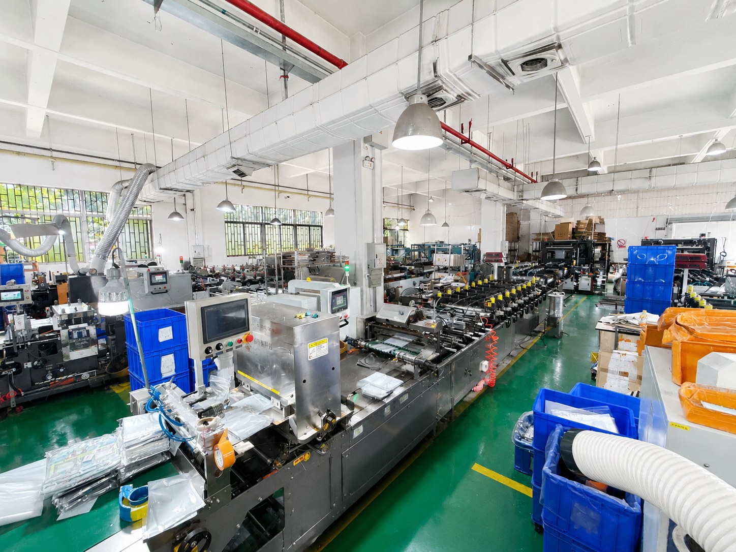 Pouch making workshop at Zhongfeng Packaging